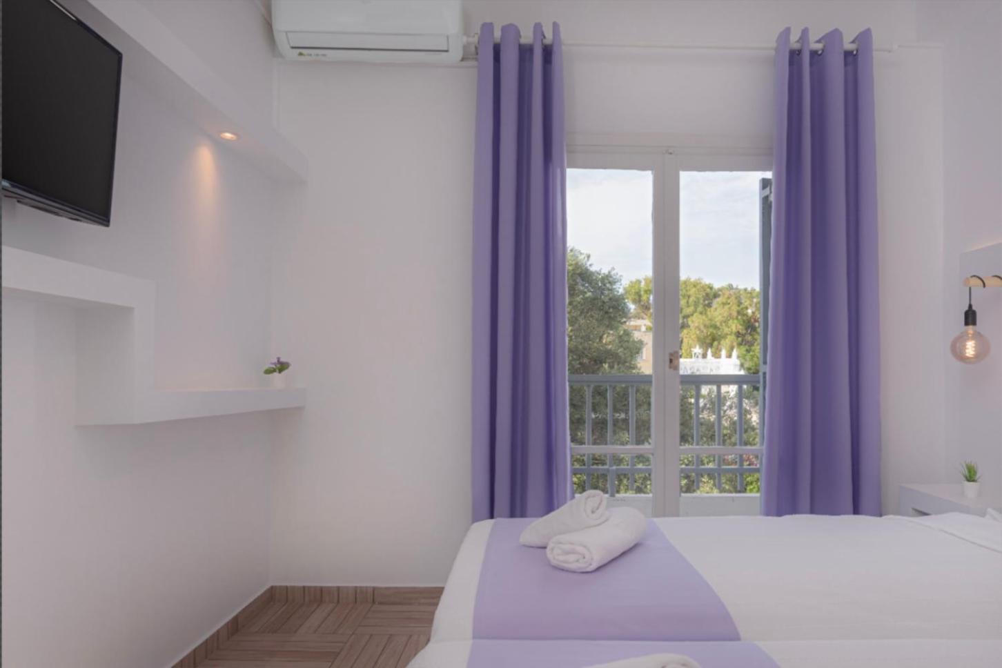 Venus Minimal Hotel Tínos Eksteriør bilde